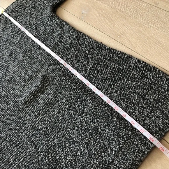 Uniqlo Wool Blend Marled Drop Shoulder Short Sleeve Sweater in Black & White S - Picture 10 of 10